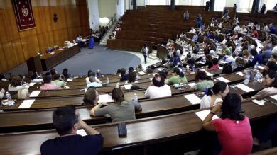 Un tercio de los españoles tendrá un título superior en el año 2050