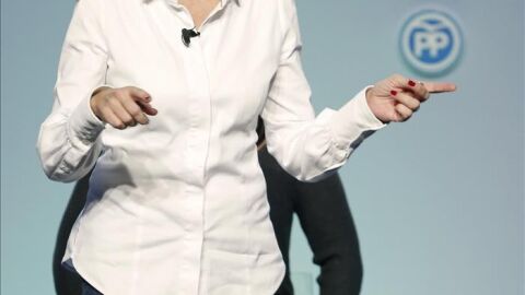 Dolores de Cospedal en un acto de Nuevas Generaciones