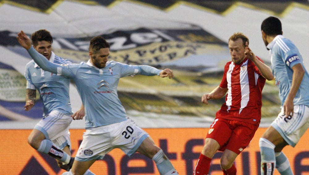 Sergi Gómez, ante Krohn Dehli