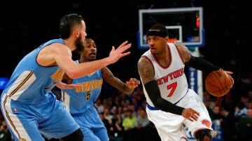 Carmelo Anthony conduce el ataque de los Knicks ante Denver