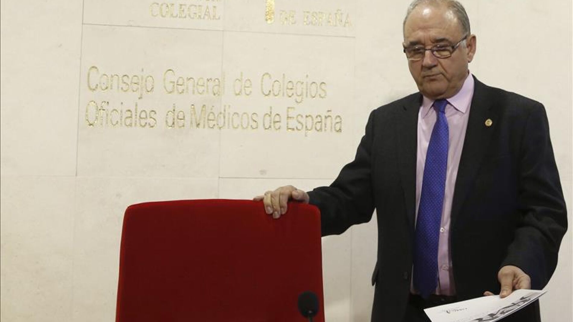 El presidente de la Organizaci&oacute;n M&eacute;dica Colegial (OMC), Juan Jos&eacute; Rodr&iacute;guez Send&iacute;n