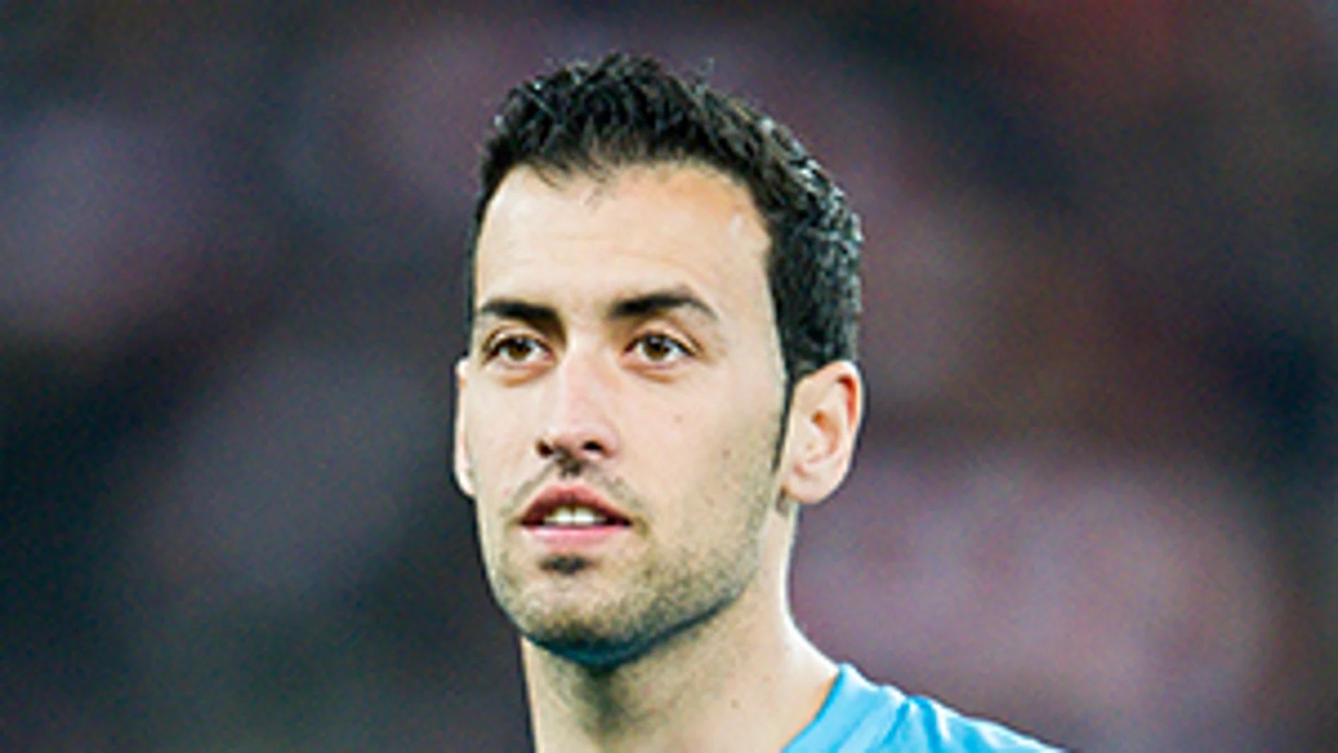 Sergio Busquets quiere ser reconocido como un buen jugador de equipo. Sergio Busquets quiere ser reconocido como un buen jugador de equipo.