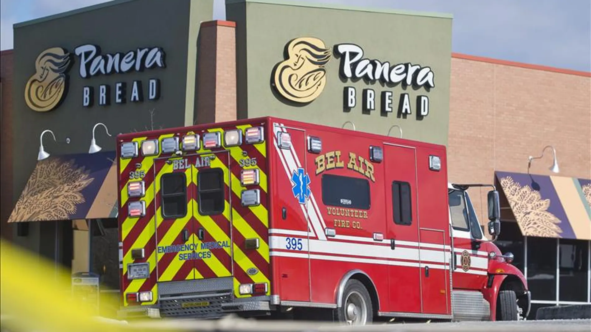 Dos agentes heridos y un muerto en un tiroteo en las afueras de Baltimore Dos agentes heridos y un muerto en un tiroteo en las afueras de Baltimore