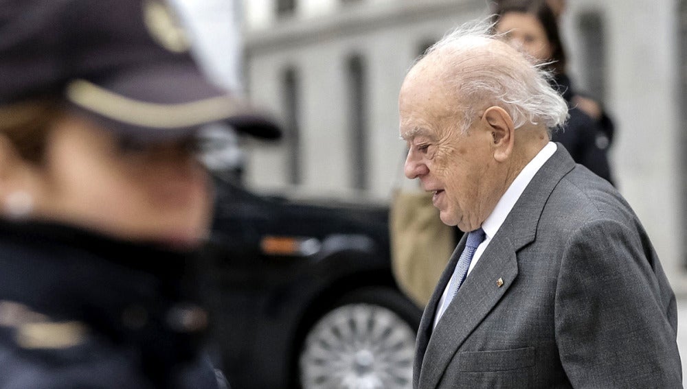 El expresident catalán, Jordi Pujol, a su llegada a la sede de la Audiencia Nacional