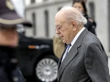 El expresident catalán, Jordi Pujol, a su llegada a la sede de la Audiencia Nacional El expresident catalán, Jordi Pujol, a su llegada a la sede de la Audiencia Nacional