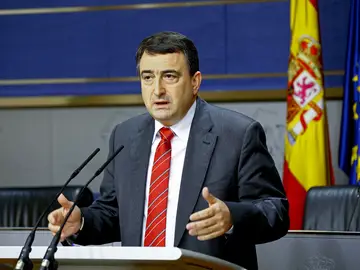 Aitor Esteban Aitor Esteban