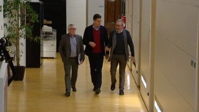 Pedro Sánchez se reúne con sindicatos y empresarios para explicarles sus propuestas