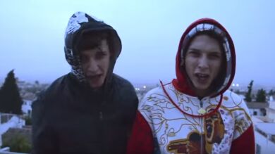 Investigan a dos jóvenes raperos de Granada por posibles injurias contra la Policía en un videoclip