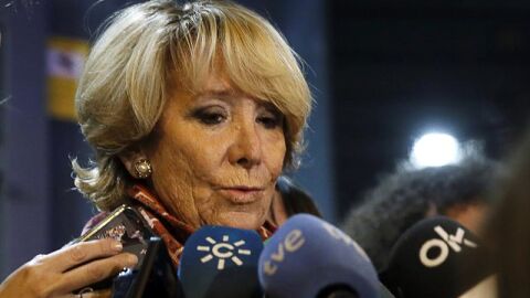 Esperanza Aguirre comparece ante los medios de comunicaci&oacute;n