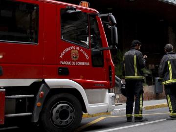 Efectivos de bomberos en Alicante