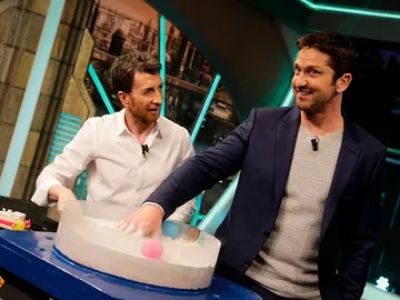 Gerar Butler hace ciencia en 'El Hormiguero 3.0' Gerar Butler hace ciencia en 'El Hormiguero 3.0'