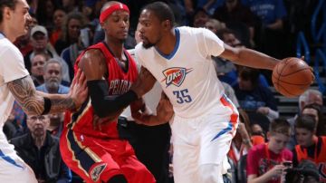 Durant, en acción ante los Pelicans