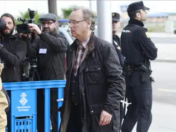 El excontable de Nóos Marco Antonio Tejeiro, a su llegada esta mañana a la quinta jornada del juicio por el caso Nóos El excontable de Nóos Marco Antonio Tejeiro, a su llegada esta mañana a la quinta jornada del juicio por el caso Nóos