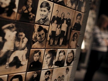 Exposición sobre víctimas del nazismo