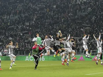 La Juventus celebra una victoria La Juventus celebra una victoria