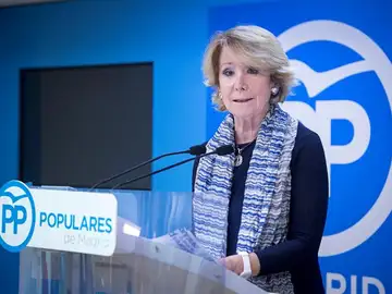 Esperanza Aguirre dimite como presidenta de la Comunidad de Madrid Esperanza Aguirre dimite como presidenta de la Comunidad de Madrid