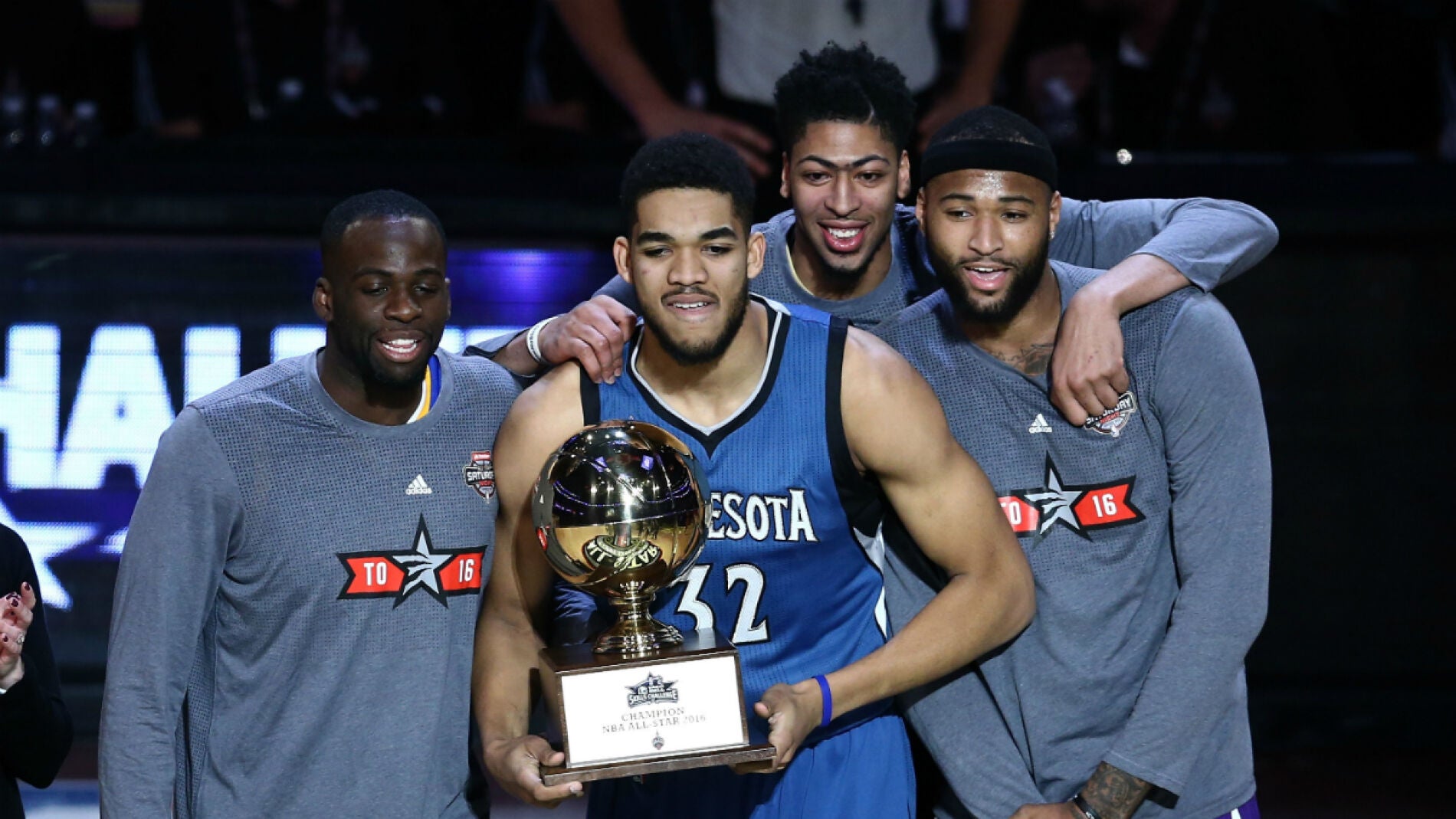 Towns, con su trofeo de Habilidades