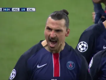 Zlatan Ibrahimovic celebra su gol contra el Chelsea Zlatan Ibrahimovic celebra su gol contra el Chelsea