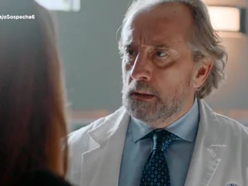 Miguel habla con su mujer Miguel habla con su mujer