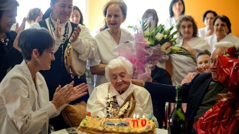 Josefa &Aacute;lvarez celebrando su cumplea&ntilde;os
