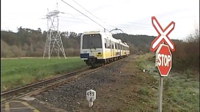 Mueren dos personas al ser arrolladas por un tren en un paso a nivel sin barreras