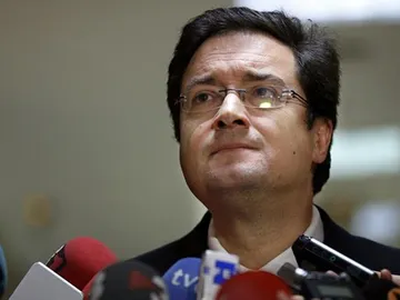 Óscar López, ante los medios Óscar López, ante los medios