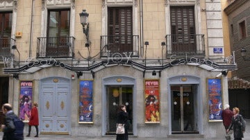 Fachada de la discoteca, situada en el centro de la capital