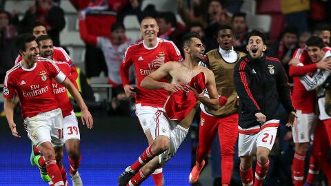 Jonas celebra su gol ante el Zenit