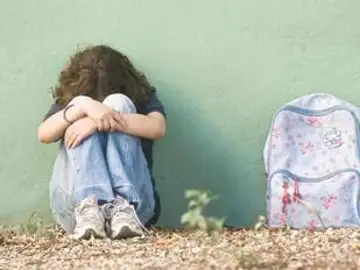 Recreación de una menor acosada Recreación de una menor acosada