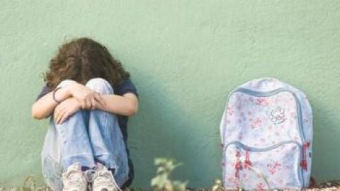 Recreaci&oacute;n de una menor acosada