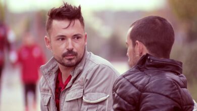 José Ramón duda si firmar el divorcio o no