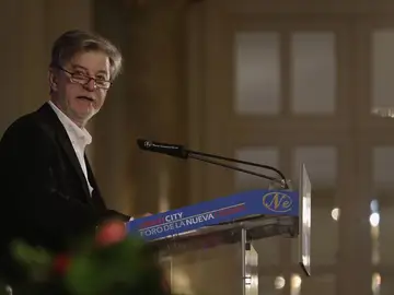 Pedro Santisteve durante el encuentro de Nueva Economía Fórum Pedro Santisteve durante el encuentro de Nueva Economía Fórum