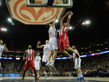 Imagen de la Final Four del año 2013 disputada entre el Olympiacos y el Real Madrid Imagen de la Final Four del año 2013 disputada entre el Olympiacos y el Real Madrid