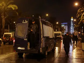 Miembros de las Policía en Túnez Miembros de las Policía en Túnez