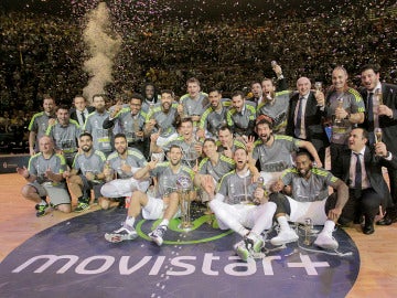 El Real Madrid Baloncesto celebra la Copa del Rey