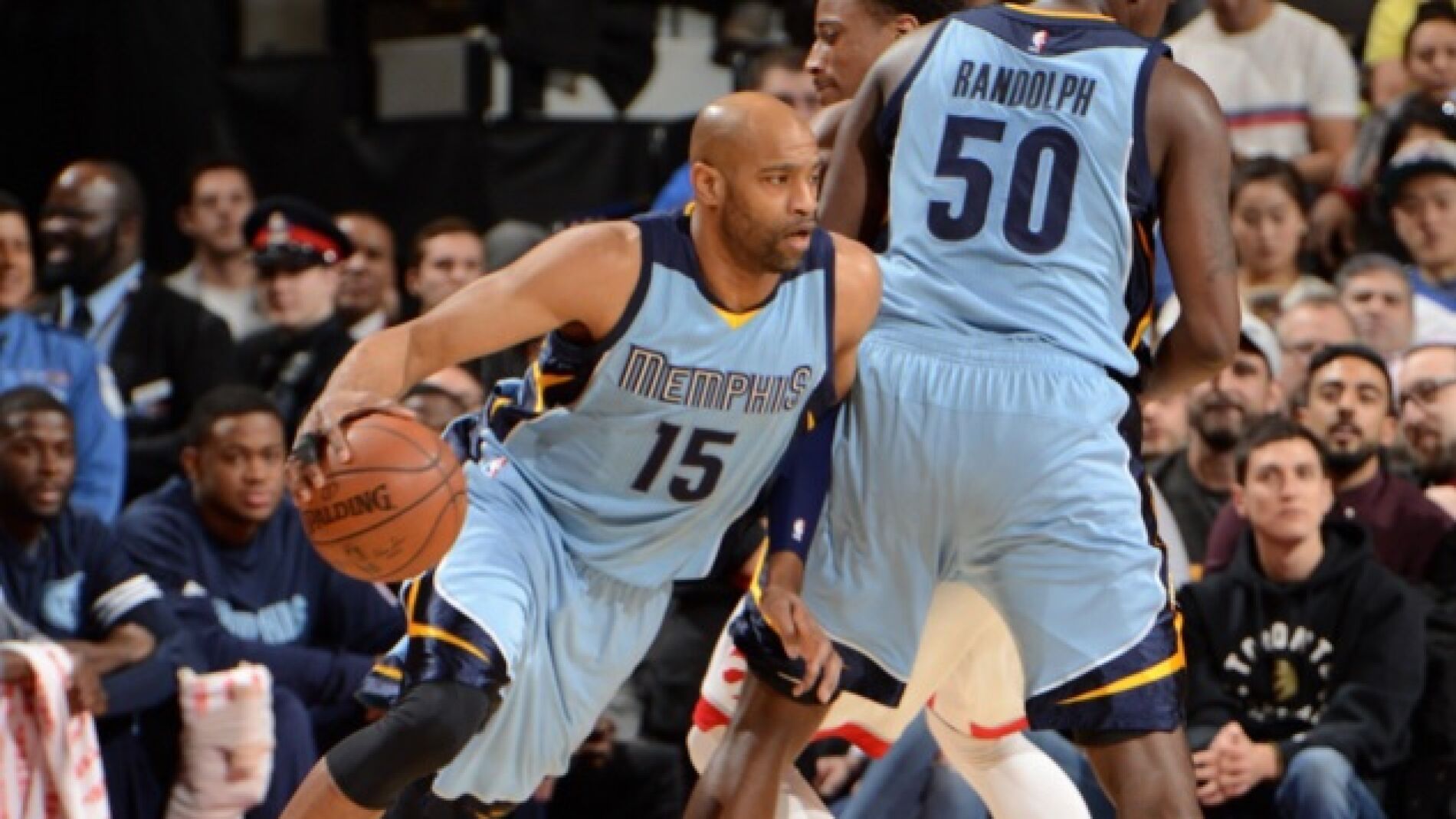 Carter, en acci&oacute;n ante los Raptors