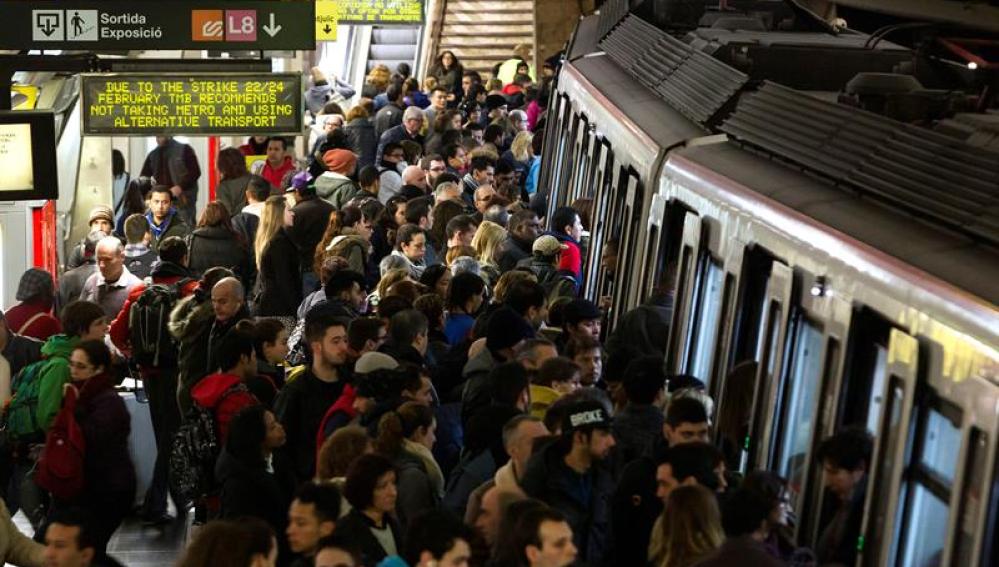 Usuarios del Metro de Barcelona