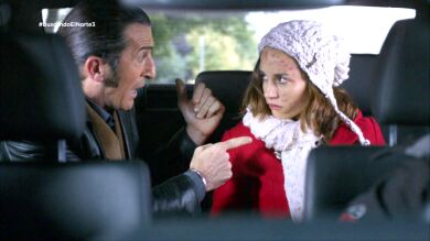 Carmen tiene alergia a las nueces y su padre no lo sabe