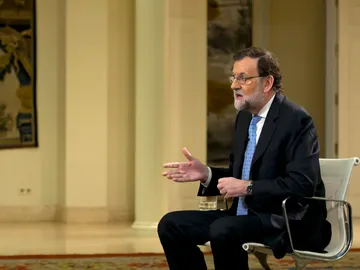 Entrevista a Mariano Rajoy en Espejo Público desde Moncloa Entrevista a Mariano Rajoy en Espejo Público desde Moncloa