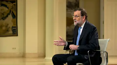 Entrevista a Mariano Rajoy en Espejo Público desde Moncloa Entrevista a Mariano Rajoy en Espejo Público desde Moncloa