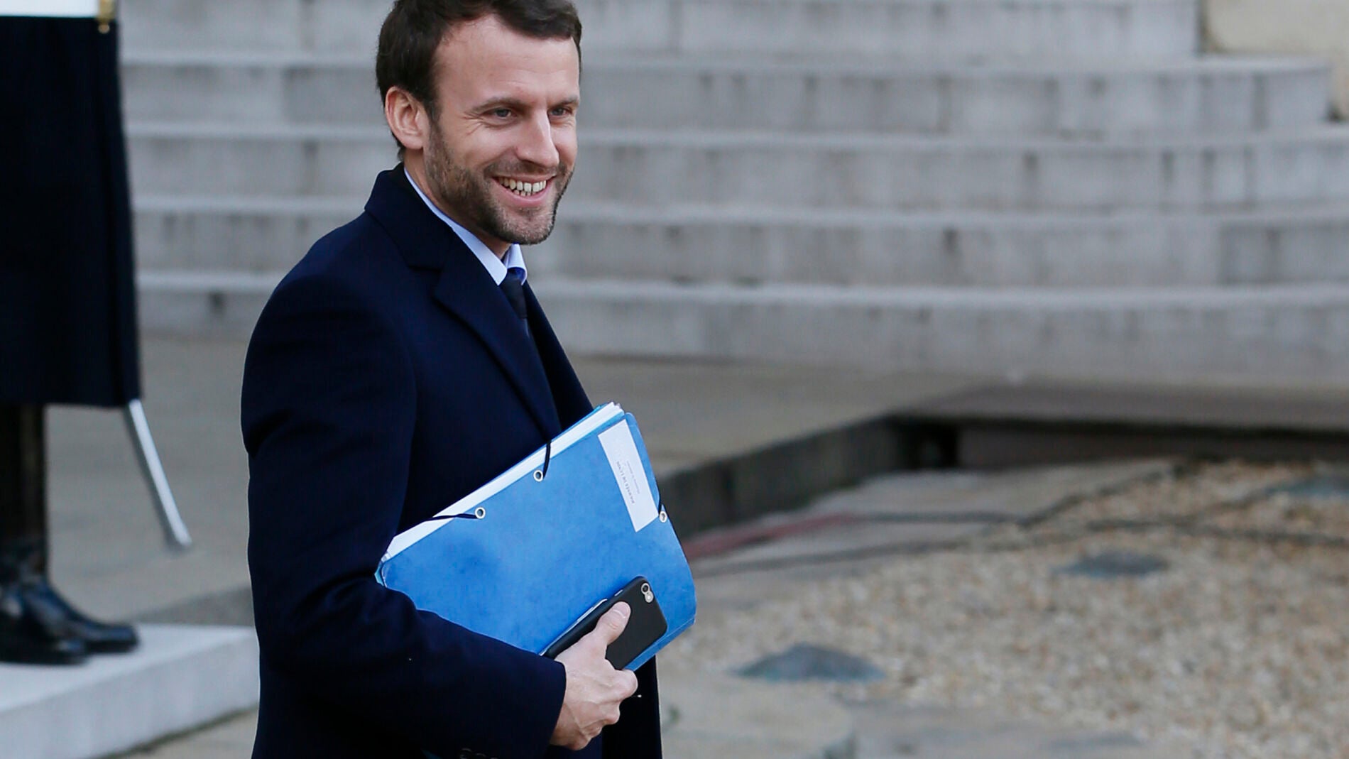 El ministro de Econom&iacute;a de Francia, Emmanuel Macron