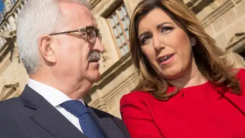 Díaz defiende el "diálogo" pero sin que "se juegue con la unidad de España" Díaz defiende el "diálogo" pero sin que "se juegue con la unidad de España"