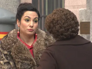 Maruxa recibe una mala noticia Maruxa recibe una mala noticia