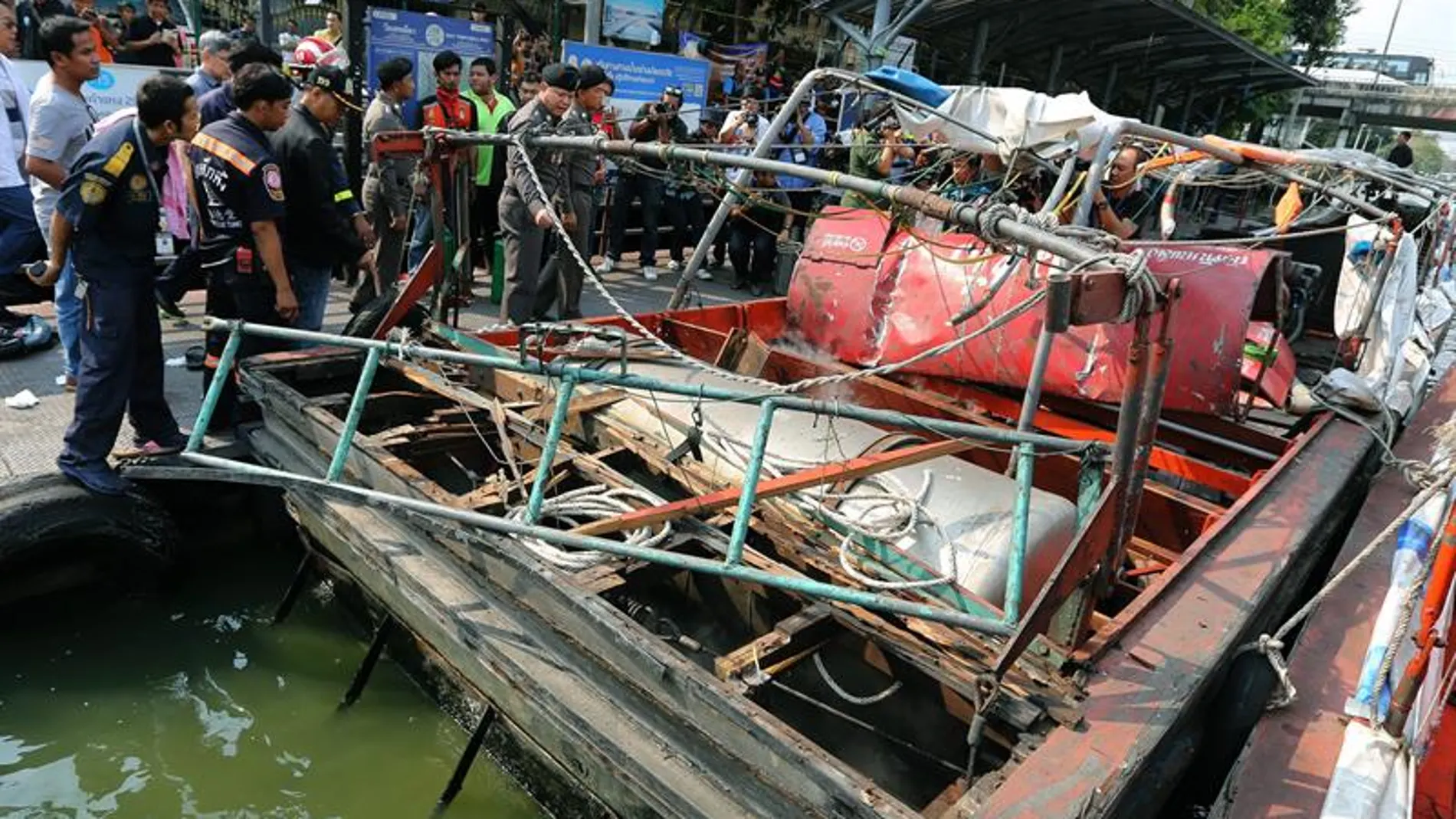 La embarcación después del incidente La embarcación después del incidente