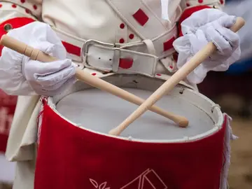 Tambores por Semana Santa Tambores por Semana Santa