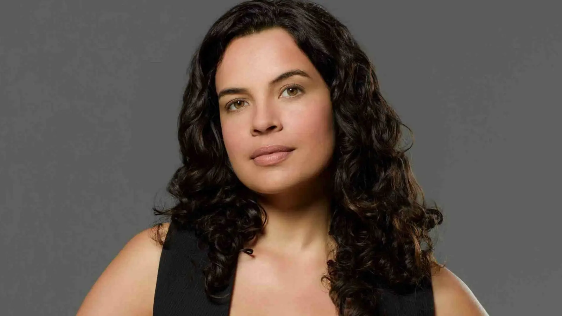 Zuleikha Robinson