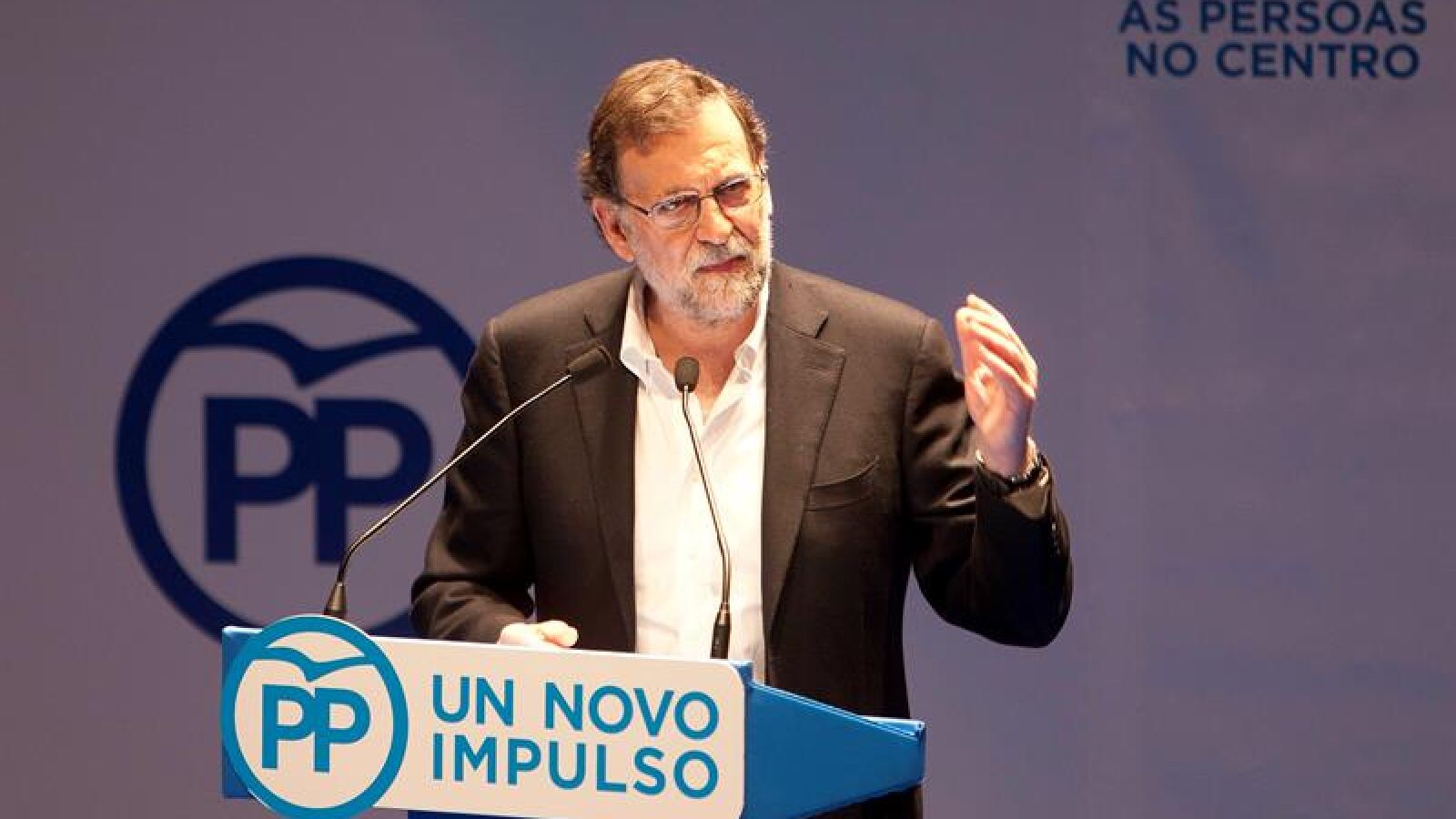 Rajoy apela a la independencia del PP en la etapa abierta por el 