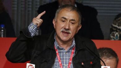 El líder de UGT se muestra satisfecho por las declaraciones de Draghi sobre subir los salarios