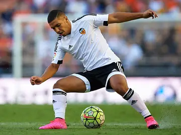 Bakkali durante un partido con el Valencia Bakkali durante un partido con el Valencia