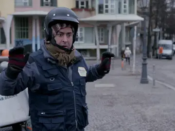 Jaime escapa de la polícia Jaime escapa de la polícia